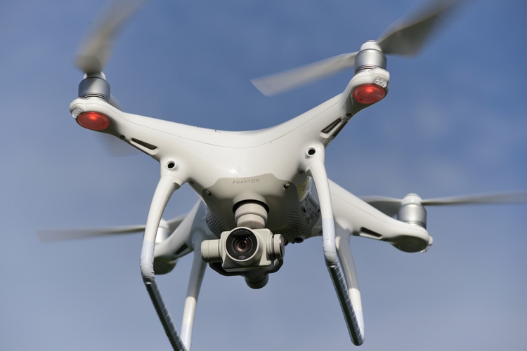 Nationaal Ereveld Loenen gefilmd met DJI Phantom 4